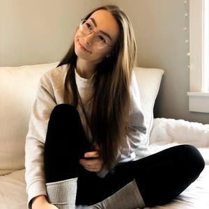 Meet your Posher, Alyvia